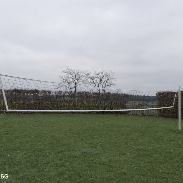 Een nieuw volleybalnet is gereed voor u!